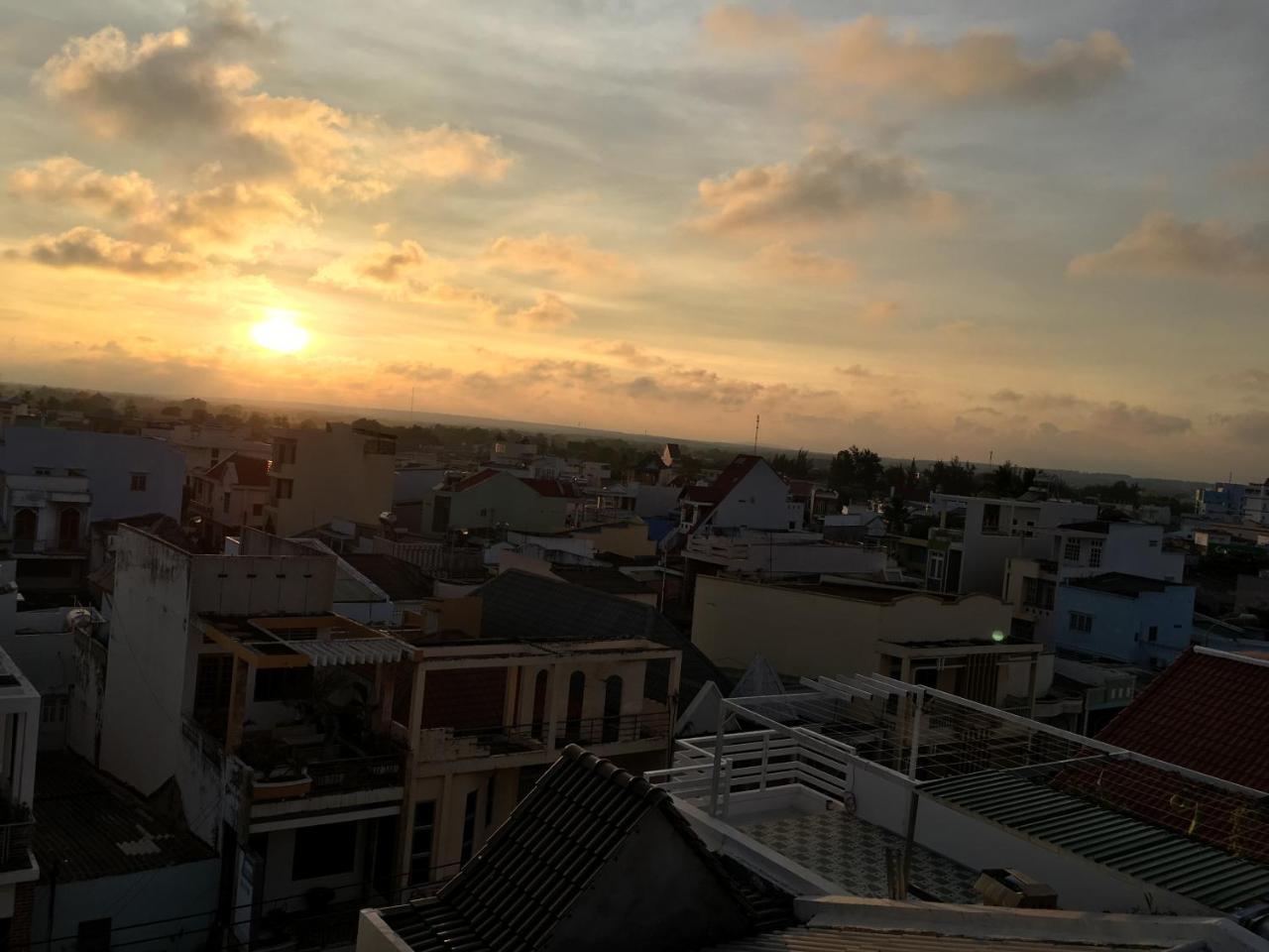 Hotel Tan Phu La Gi Εξωτερικό φωτογραφία